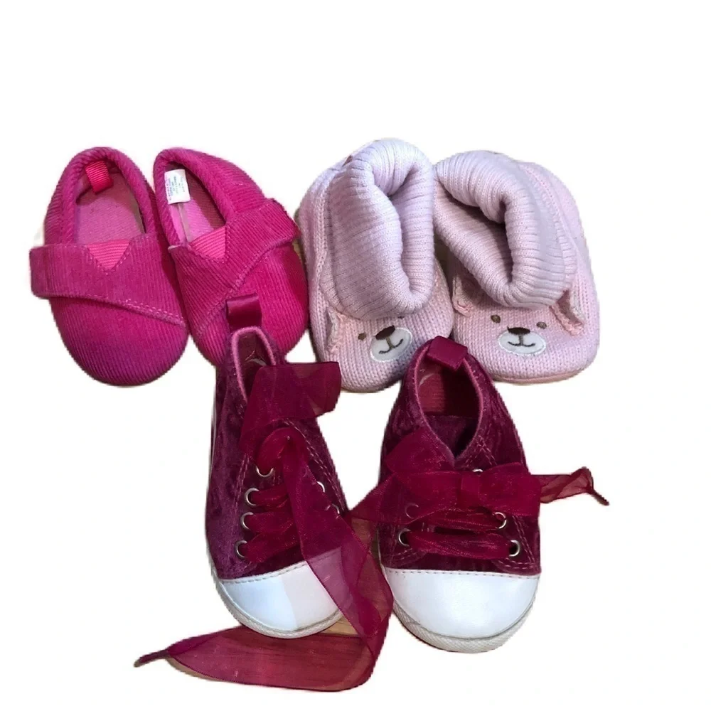 Girls Baby Shoe Bundle Velour Velvet Knit Red Pink Bear 6-9 mos